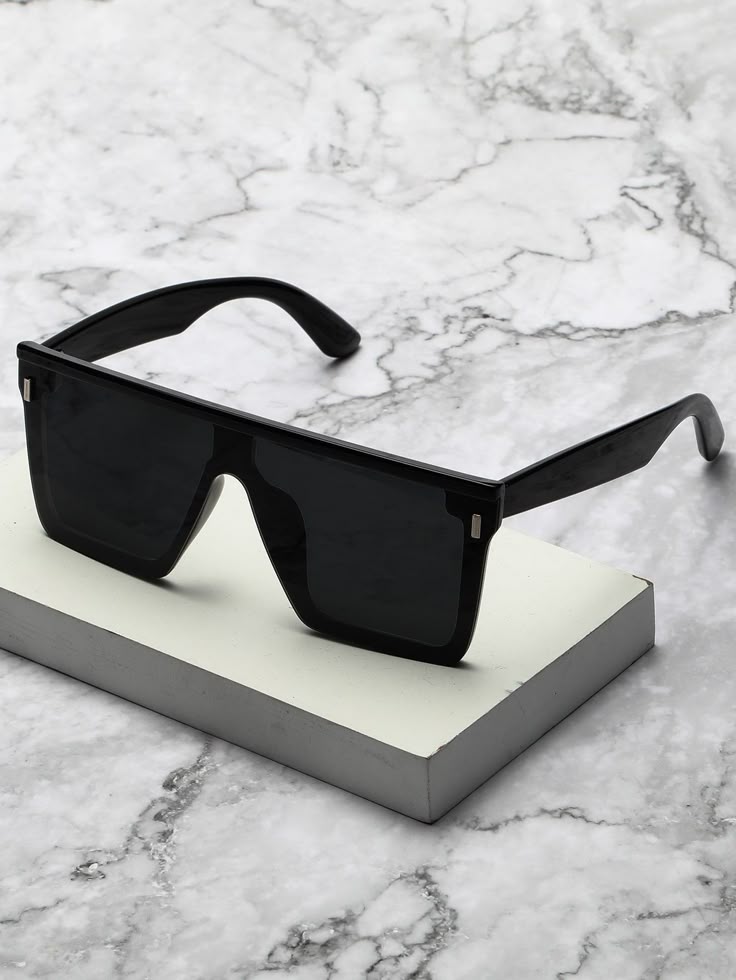 Premium black sunglass